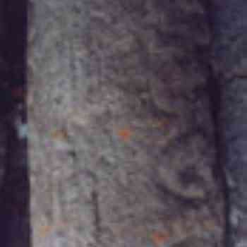 Click para ampliar. Pulsa en el nombre para ver la ficha. estatua menir reutilidada?